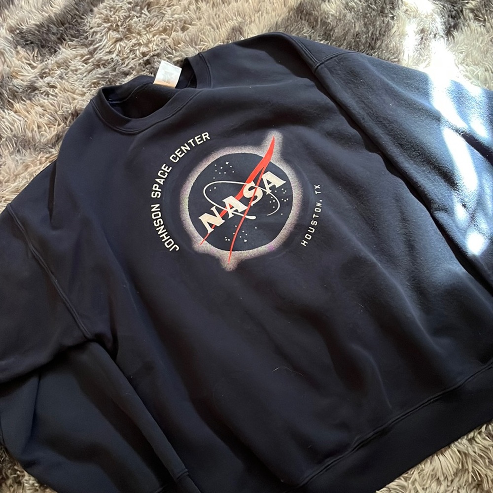NASA Gildan Sweatshirt